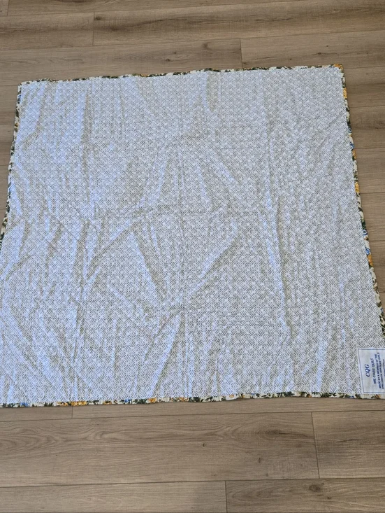 Handmade Multicolor Patchwork Quilt - Star & Geometric Blocks - Picture 2 of 3